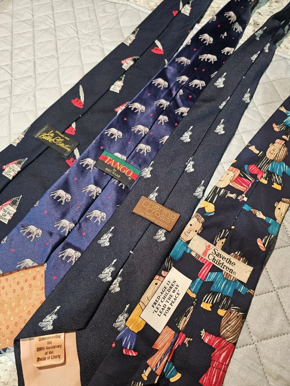 Vintage Mens Navy Patterned Novelty Tie - Elephant Designs Political History